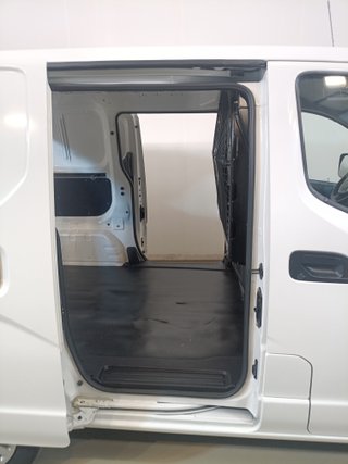 Nissan NV200 2021