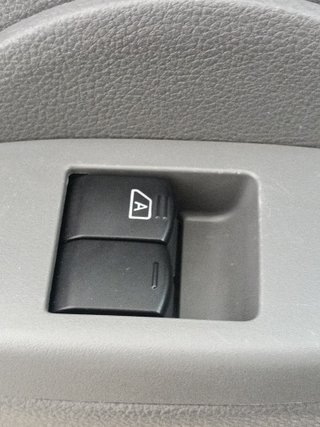 Nissan NV200 2021
