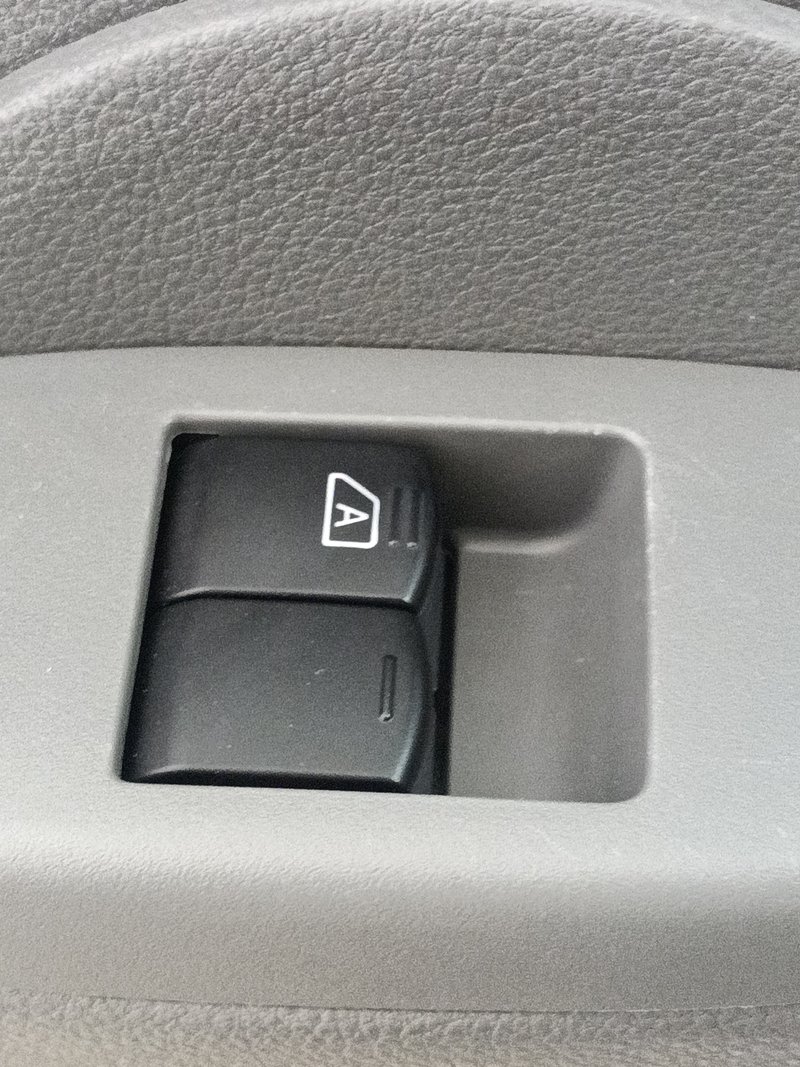 Nissan Evalia 2021, foto 18