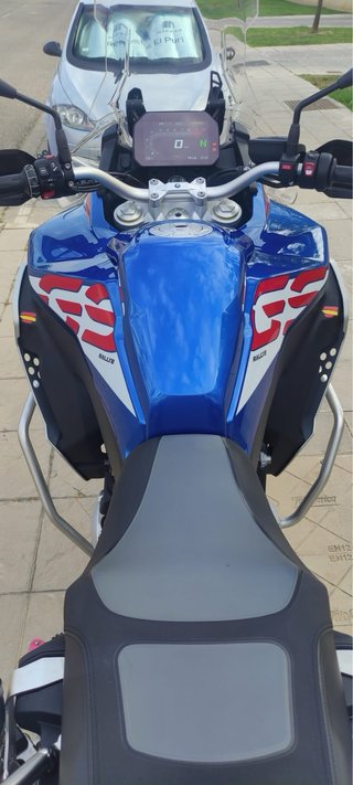 BMW F850 GS Adventure Rallye. Full equip.