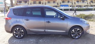 Renault Grand Scenic 2015