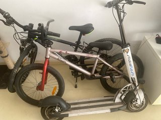 Bicicleta BMX sin mangos