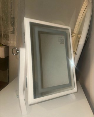 Espelho com Iluminação para Bijuteria