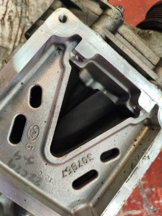 Compresor Mercedes A2710901880