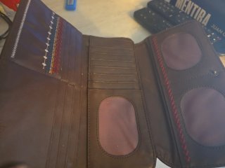 Monederos bordados