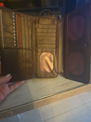 Monederos bordados