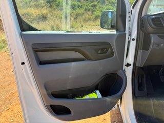 CITROEN Jumpy DCb. Abatible BlueHDI Talla M 6 plzs