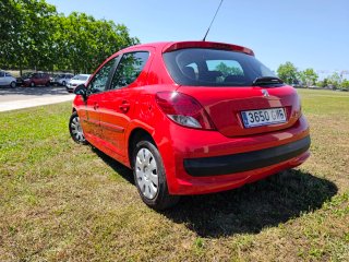 Peugeot 207 2009