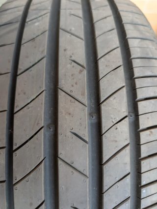 4 Neumáticos nuevos Kumho Ecsta HS5 225/40 R18 92Y