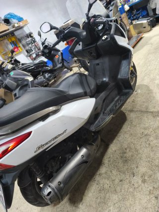 Kymco Superdink 125 Blanca