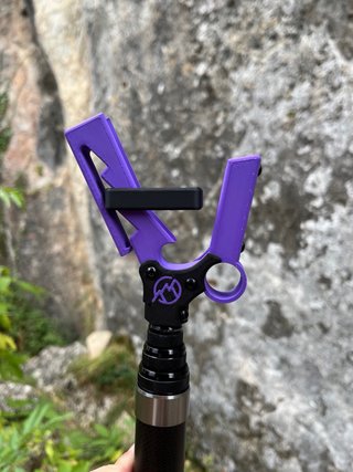 Pértiga escalada morada
