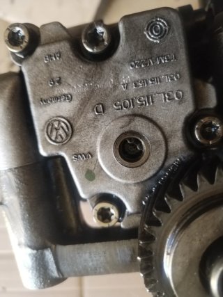 Bomba de Aceite VW Audi Skoda 2.0 TDI CJC