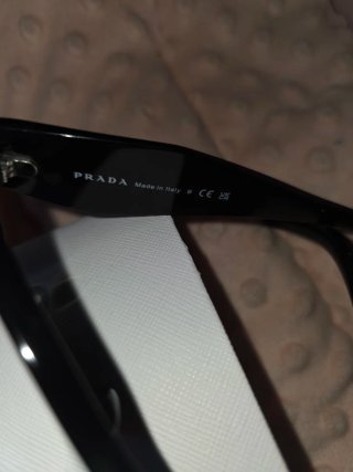 Gafas de sol Prada negras