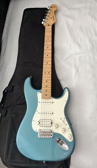 Fender Stratocaster Player HSS