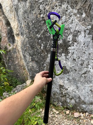 Pértiga escalada verde