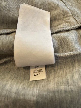 Chaqueta Nike Tech Gris