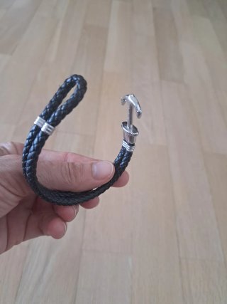 Pulsera Cuero Negra Ancla Plata