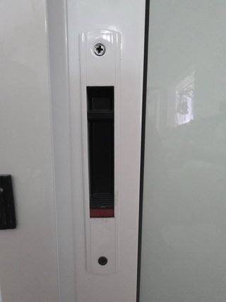 Puerta y ventana aluminio blanco
