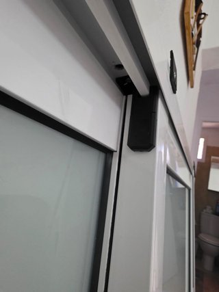 Puerta y ventana aluminio blanco