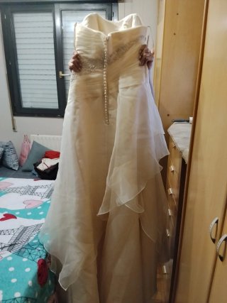 Vestido de Novia Beige