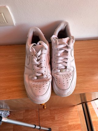 Tenis Nike Air Force 1 Talla 40.5 Blancos