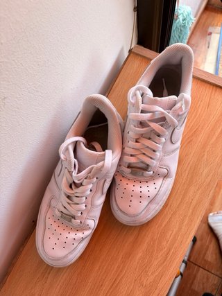 Tenis Nike Air Force 1 Talla 40.5 Blancos