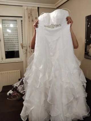 Vestido de Novia Blanco con Pedrería