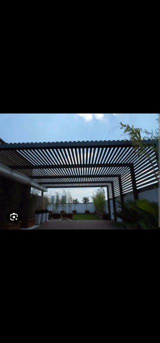 Pérgola a medida de estructura metálica