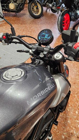 Morbidelli N125V Gris/Rojo Naked