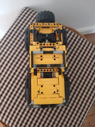 Lego Technic Jeep Rubicon Amarillo