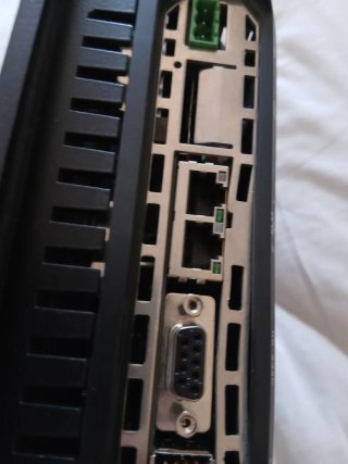 Pantalla Omron NA5-7W001B