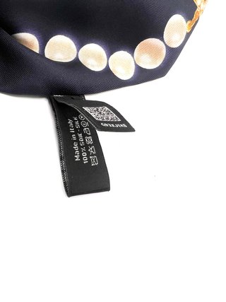Twilly Chanel Seda Negro y Dorado
