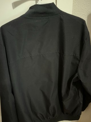 Chaqueta Negra Entretiempo