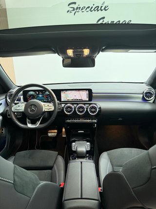 Mercedes-Benz Clase A250e black edition