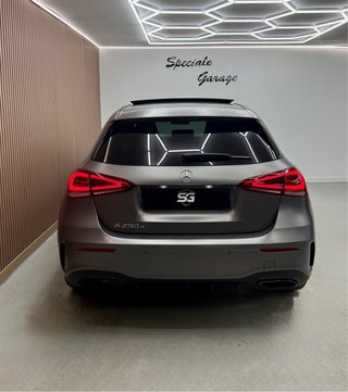 Mercedes-Benz Clase A250e black edition