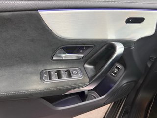 Mercedes-Benz Clase A250e black edition