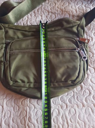 Bolso de hombro verde militar