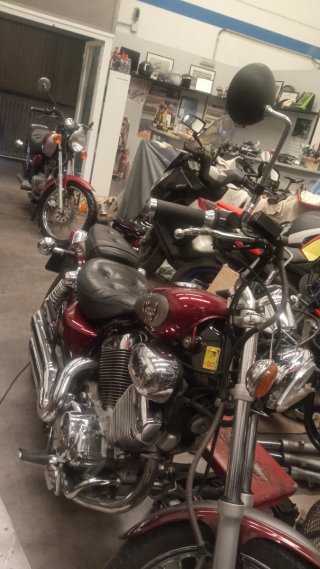 Yamaha SR-250 Special