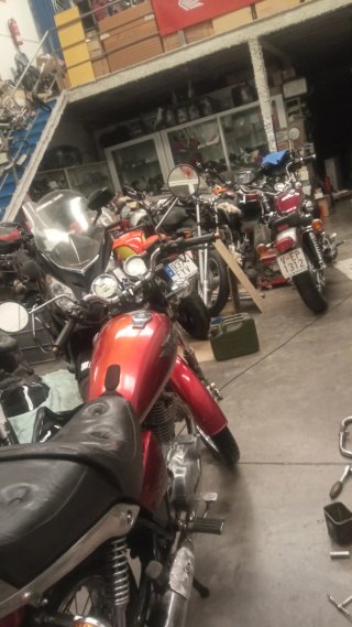 Yamaha SR-250 Special
