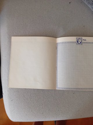 Álbum de sellos con diseño de sellos vintage