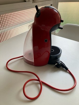 Macchina da caffè Nescafé Dolce Gusto rossa