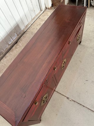 Mueble bajo chino antiguo restaurado