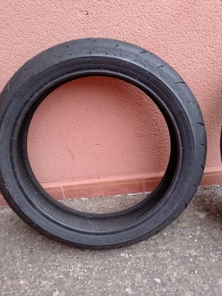 Neumático Dunlop