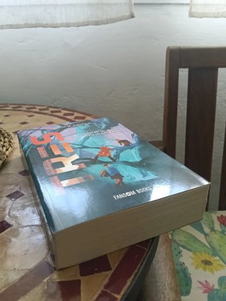 Tres : el destino del mundo está en sus manos