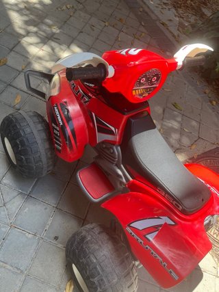 Coche eléctrico infantil ATV Rojo