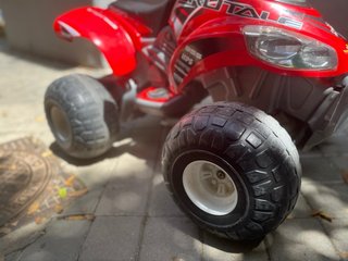 Coche eléctrico infantil ATV Rojo