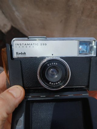 Cámara Kodak Instamatic 233