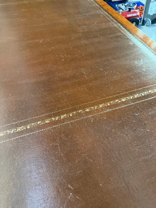 Escritorio antiguo marquetería restaurado