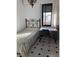 Piso en alquiler en Ciudad Jardín - Zoco en Córdoba