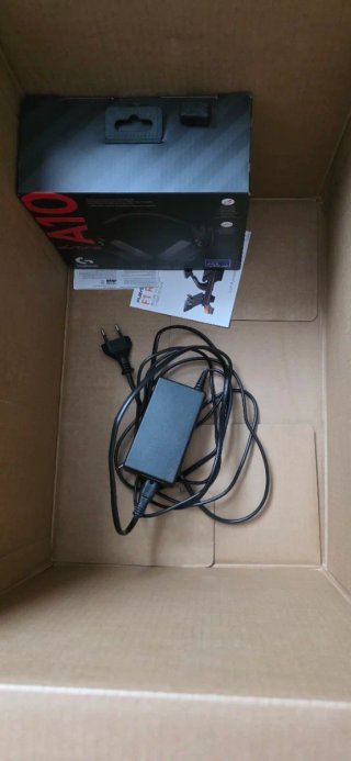 Logitech G920 Racing Wheel & Pedals Xbox/PC